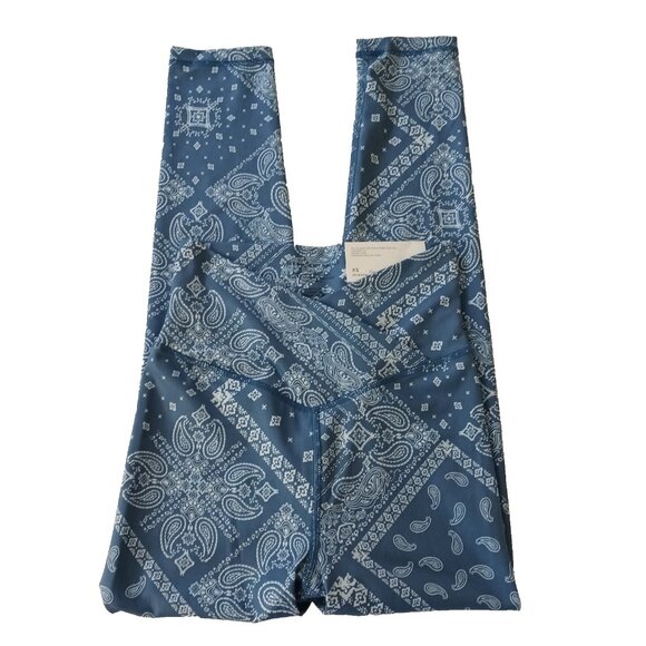 American Eagle Outfitters Pants - American Eagle Lightweight Everything Crossover 7/8 Legging XS Bandana Paisley